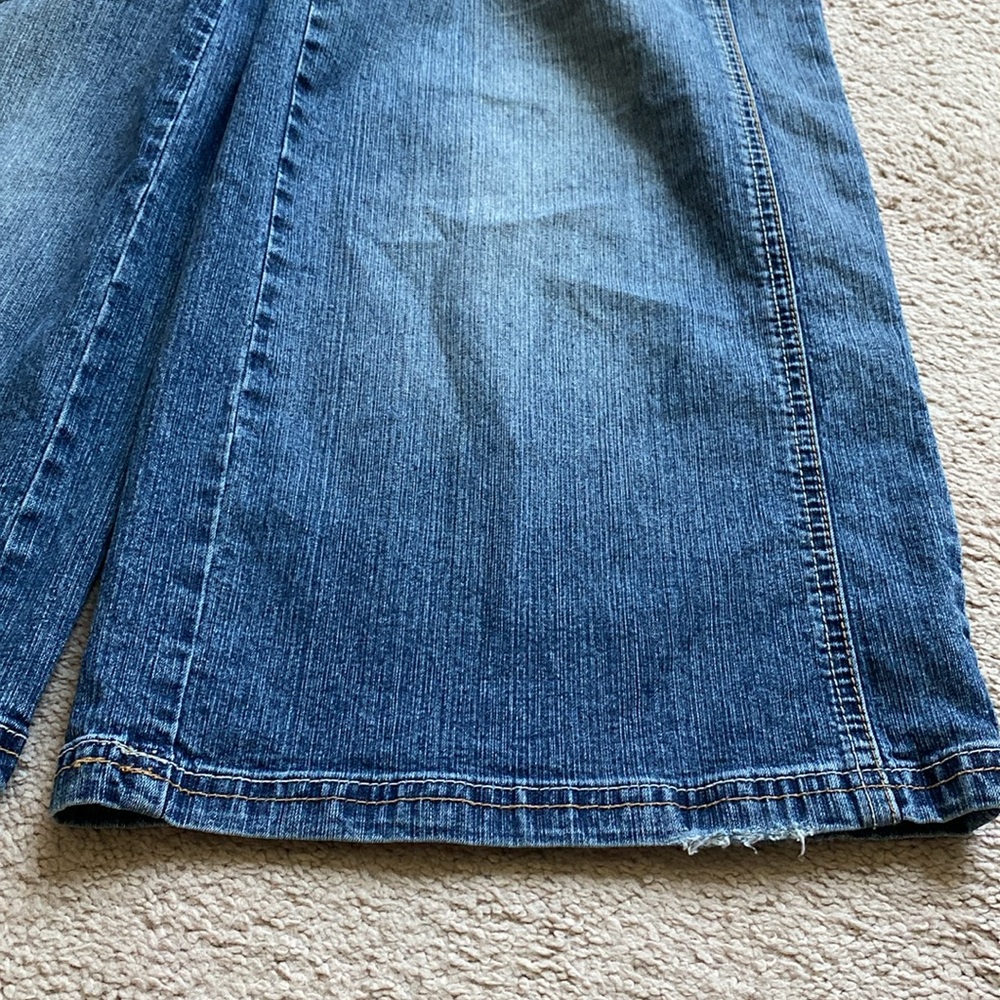 Jean Capris - Picture 6 of 8
